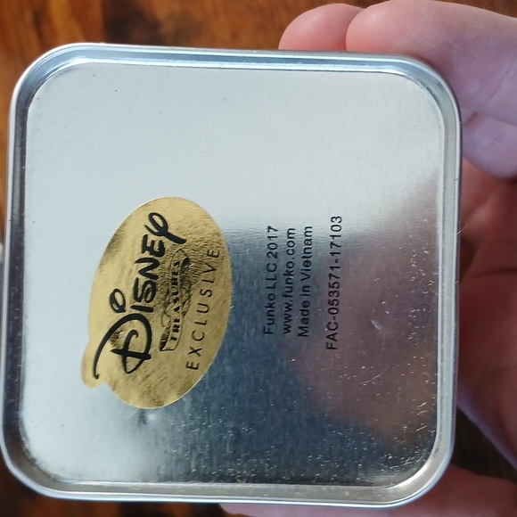 Funko Disney Toy Story Circus-Themed Kids Toy Tin With Mystery Vinyl Funko Pop - Picture 6 of 6